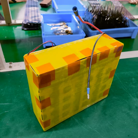 中国工場 OEM ODM 充電式 32700 LFP セル 3.2V6000mAh 8s5p 25.6V LiFePO4 バッテリー 24V バッテリー 24V ソーラー システム用